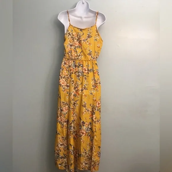 Mlle Gabrielle Yellow Maxi Dress - Picture 7 of 11